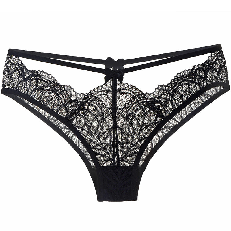 Culotte en dentelle avec découpe croisée