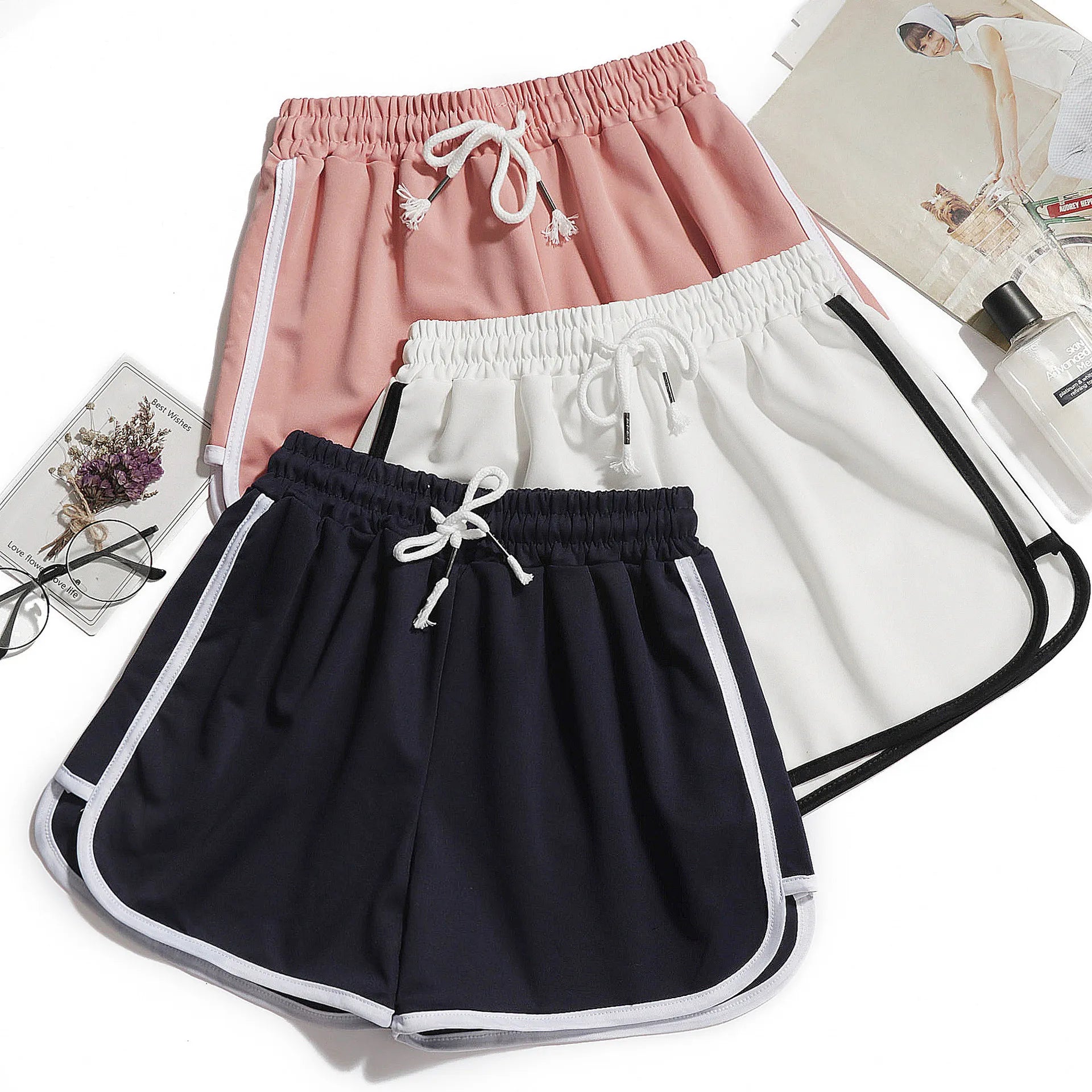 Damen Yoga Shorts Sommer Oberbekleidung mittelhohe Freizeithose lockere gerade Hose Damen stilvolle dünne atmungsaktive weite Bein Gym Shorts