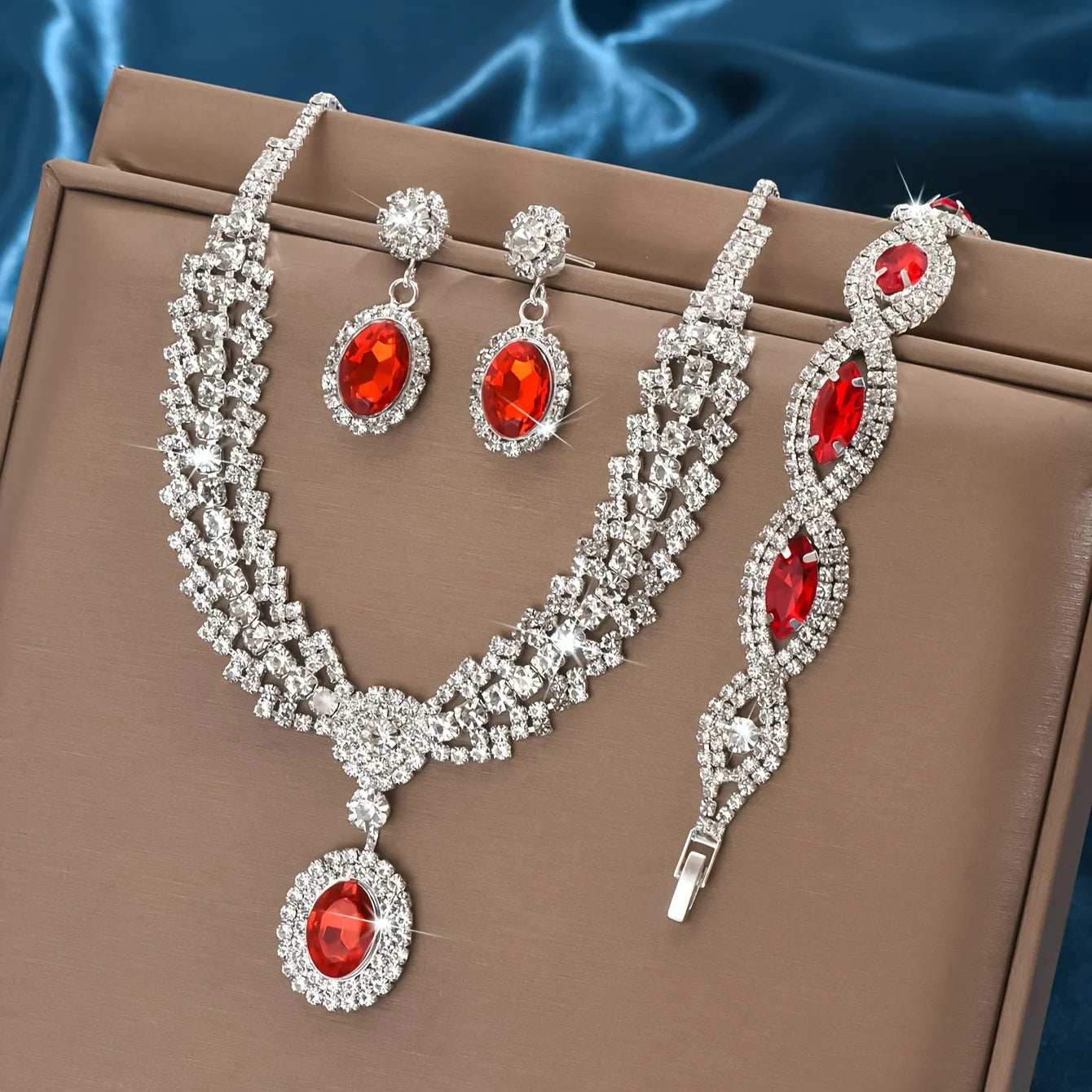 Elegantes Brautschmuck-Set – Halskette und Ohrringe mit Kristall (verschiedene Farben)