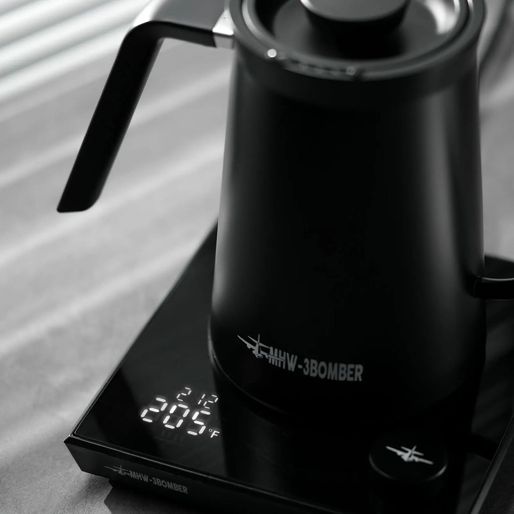MHW-3BOMBER Intelligenter elektrischer Kaffeekessel Präzise Temperaturregelung Schwanenhalskessel Pour Over Kaffee Home Barista Zubehör