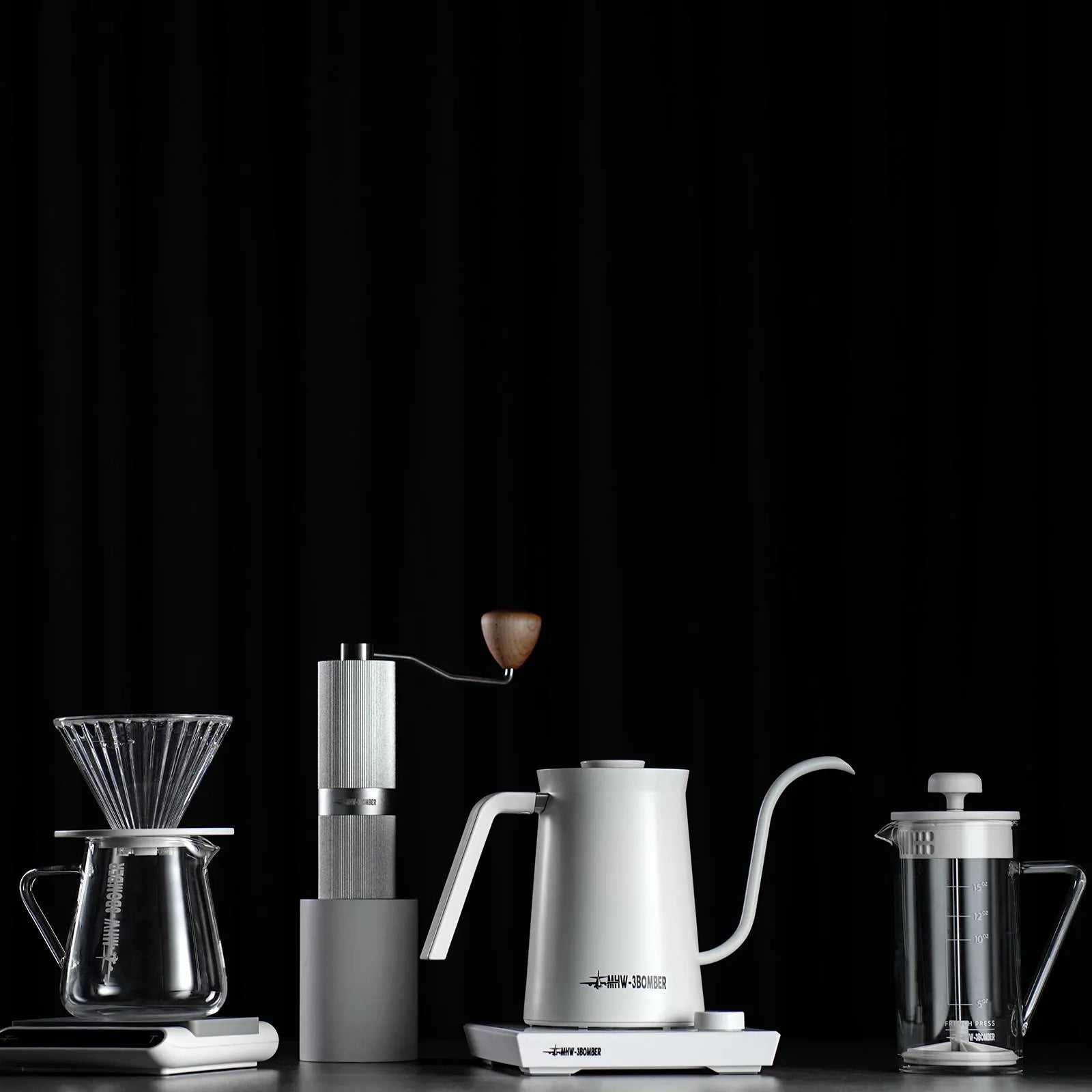 MHW-3BOMBER Intelligenter elektrischer Kaffeekessel Präzise Temperaturregelung Schwanenhalskessel Pour Over Kaffee Home Barista Zubehör